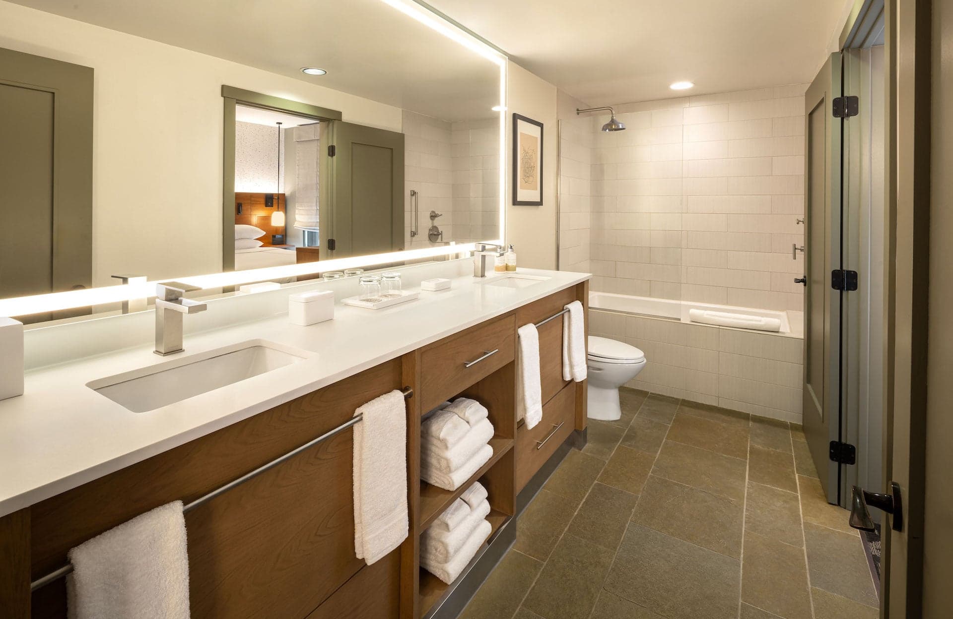 Double sink washroom at Terra Hotel